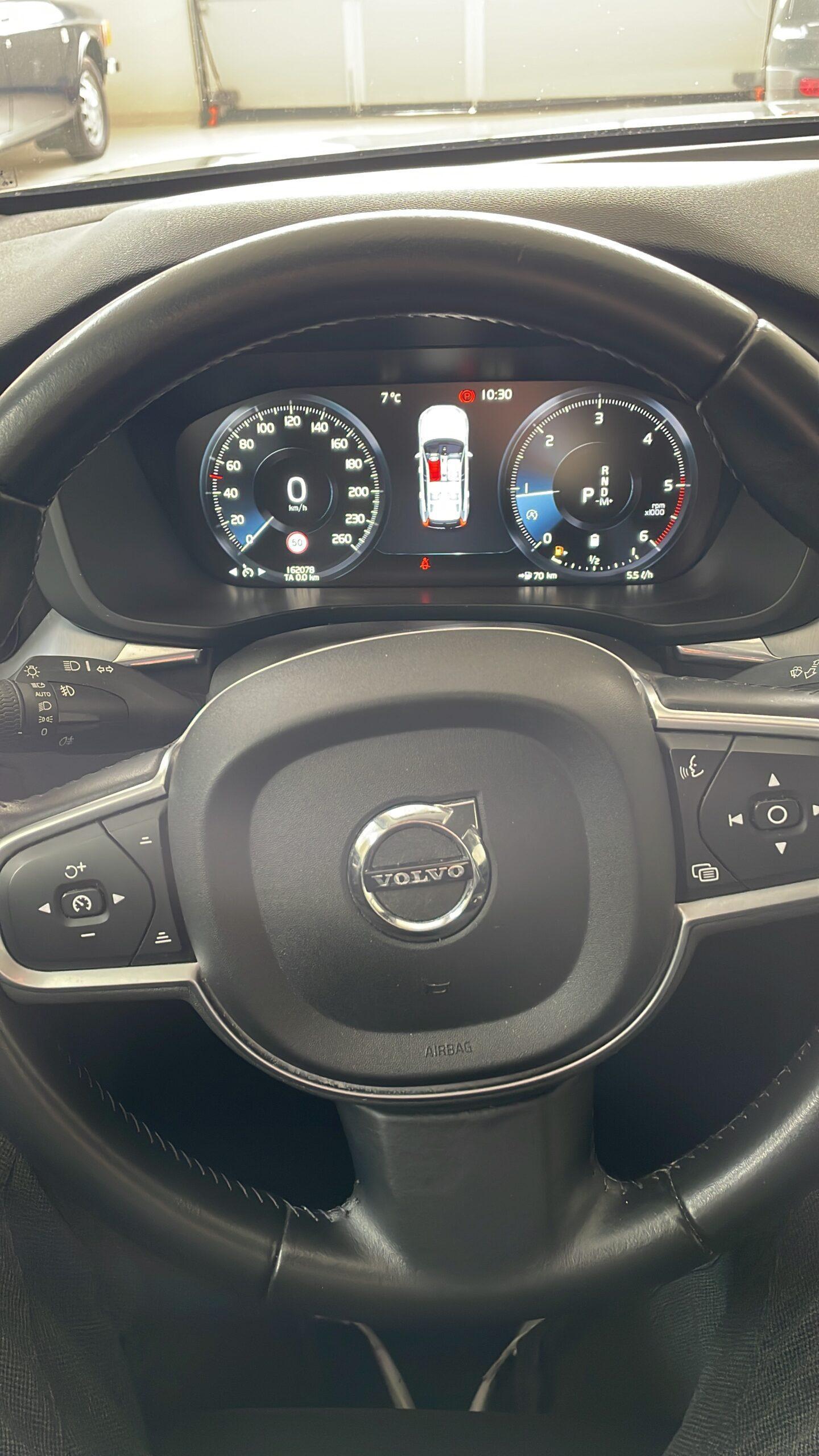 VOLVO XC60  D4 DYNAMIC EDITION AWD