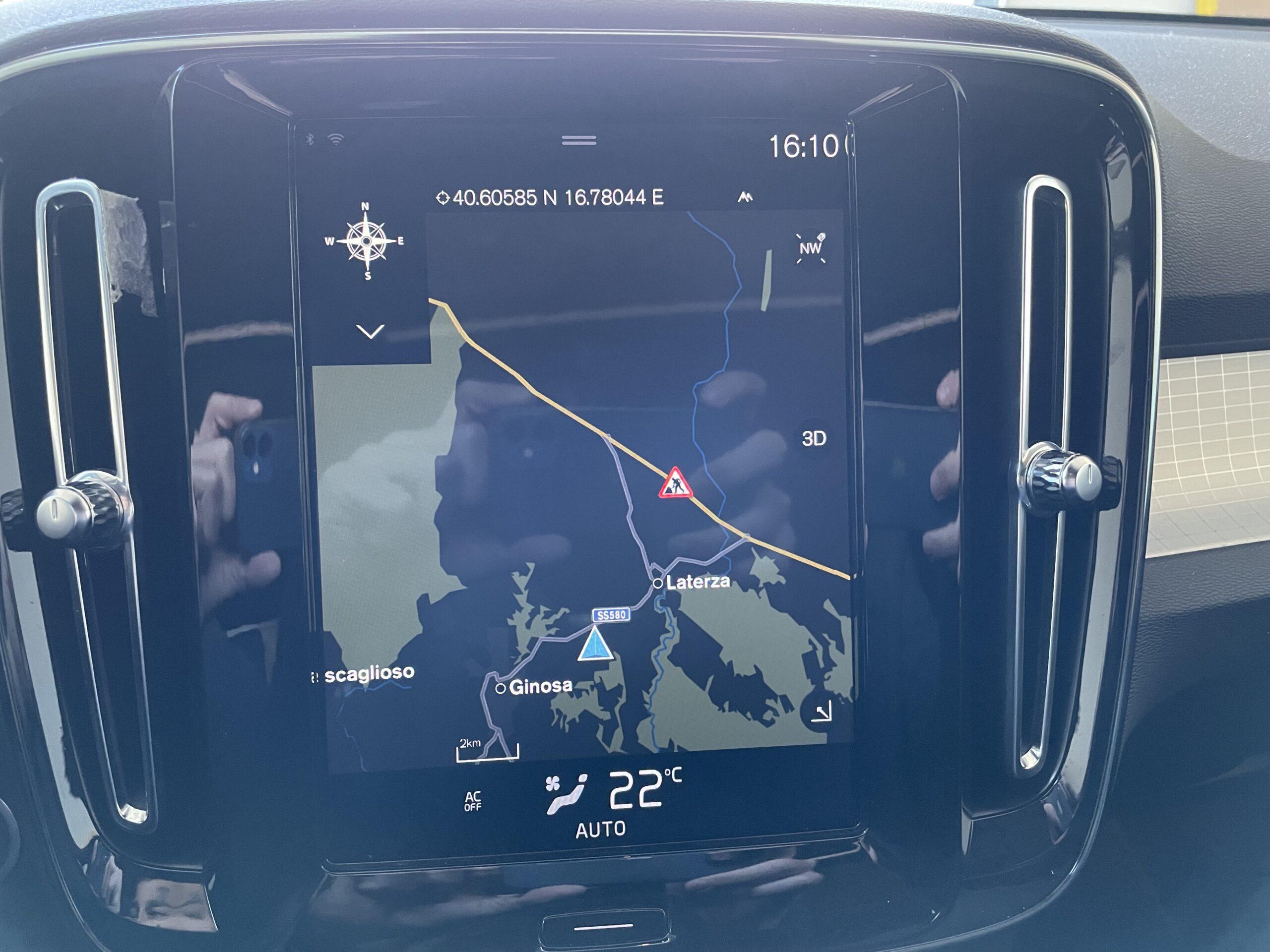 VOLVO XC40 D3 GEATRON. R-DESIGN.