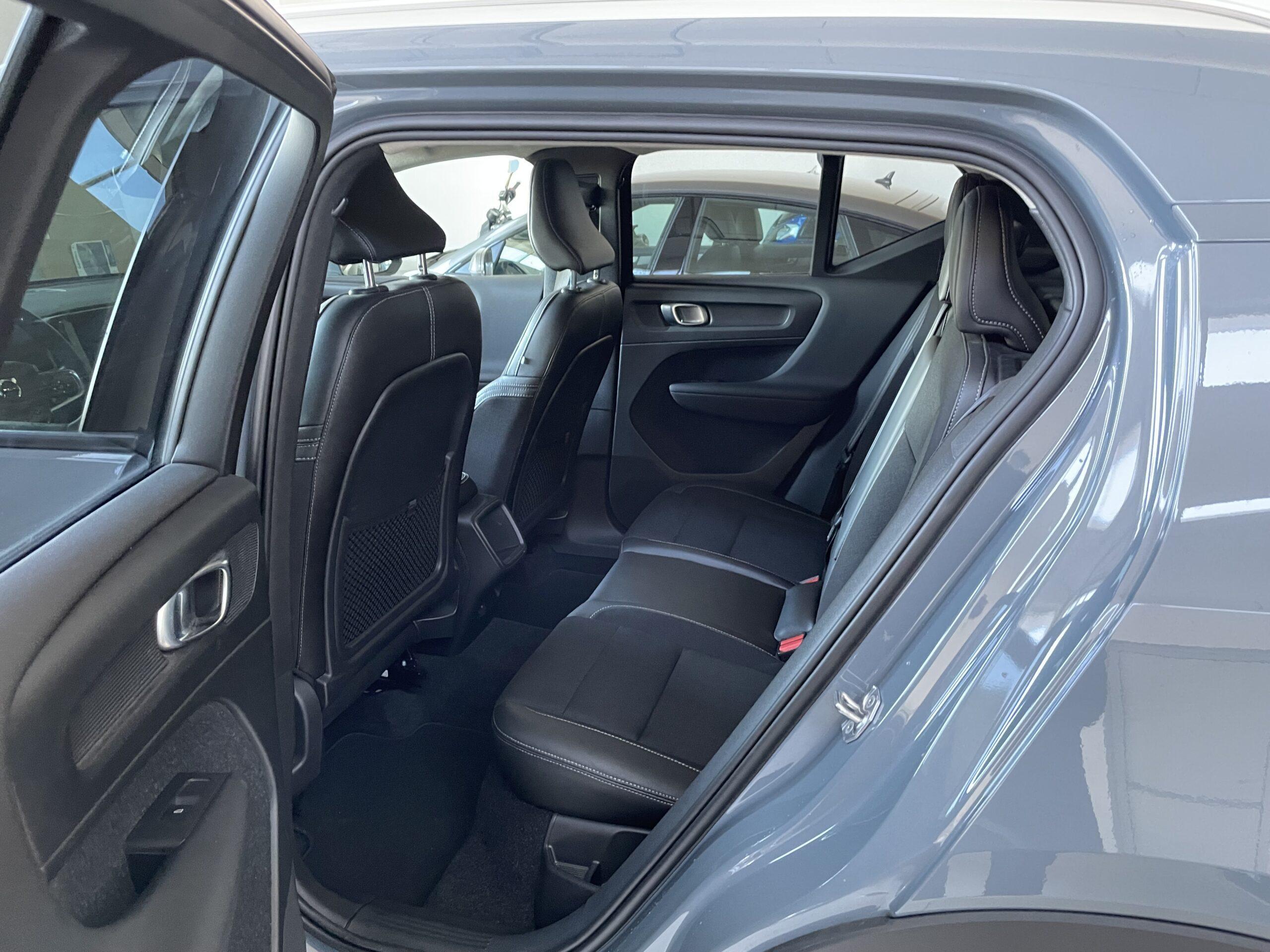 VOLVO XC40 D3 GEATRON. R-DESIGN.