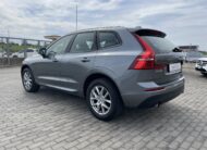 Volvo XC60 B4 MOMENTUM AWD
