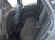 Volvo XC60 B4 MOMENTUM AWD