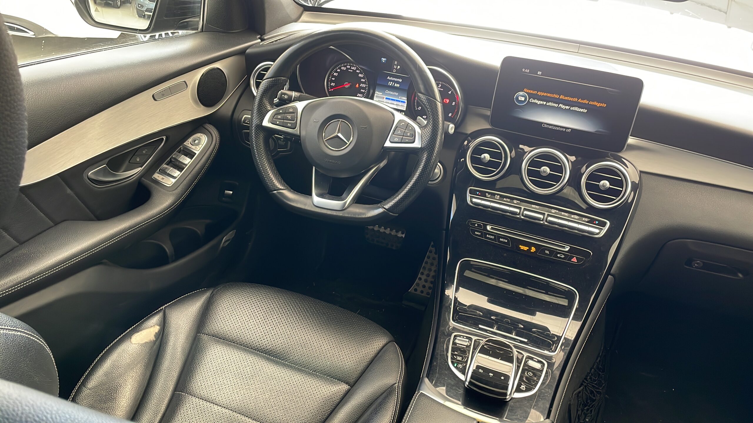 GLC COUPE’ 250d PREMIUM BLACK EDITION