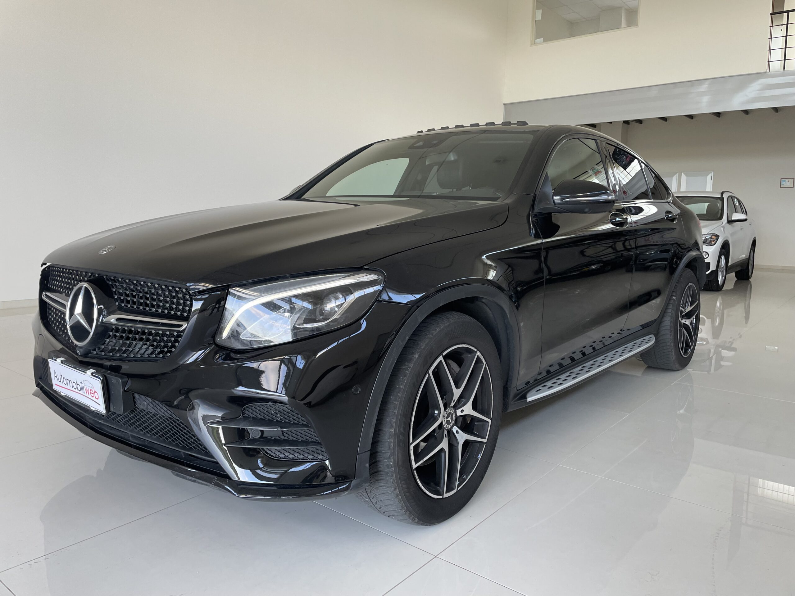 GLC COUPE’ 250d PREMIUM BLACK EDITION