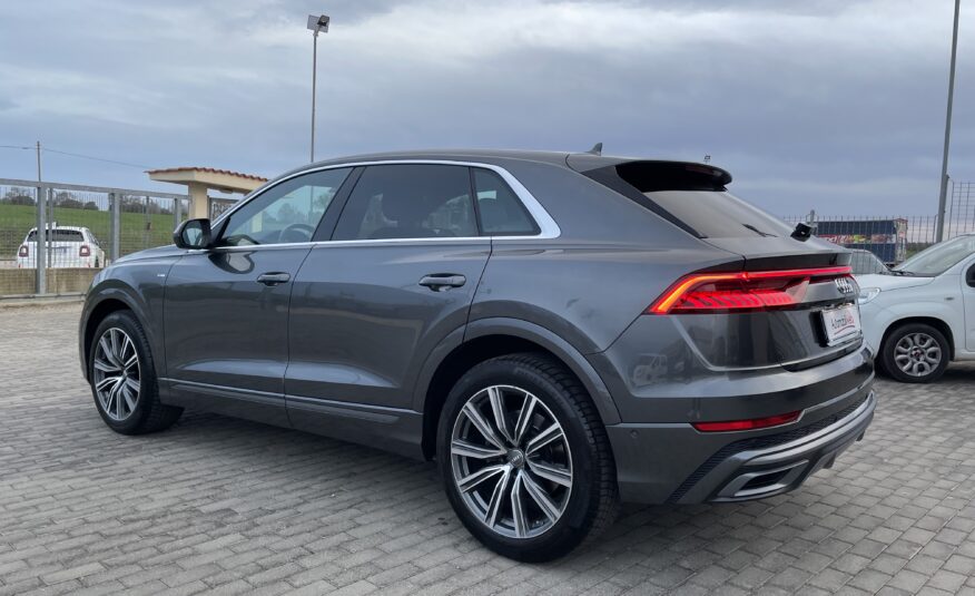 AUDI Q8 50TDI SLINE QUATTRO