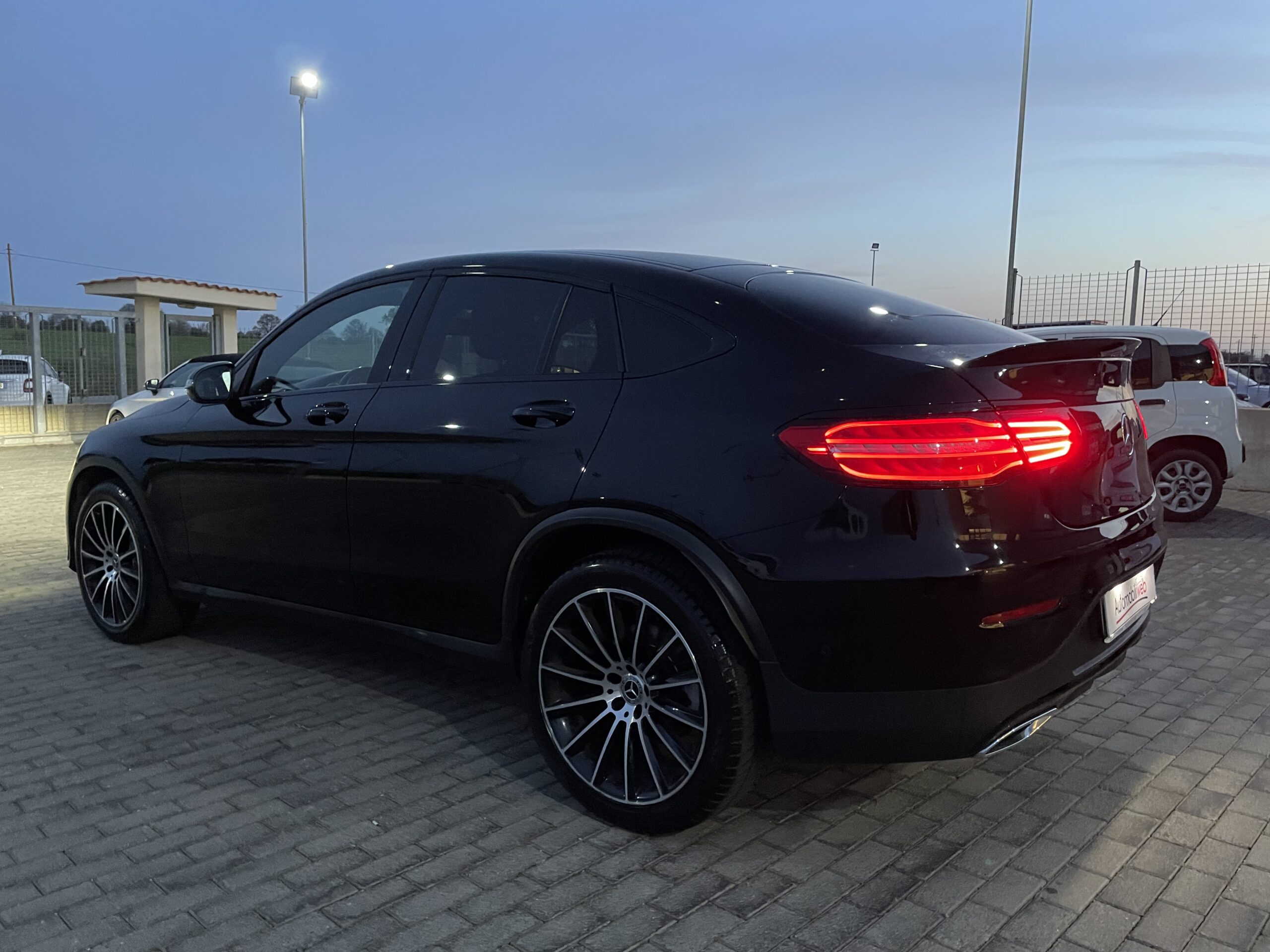 MERCEDES GLC 250D COUPE PREMIUM AMG BLACK EDITION