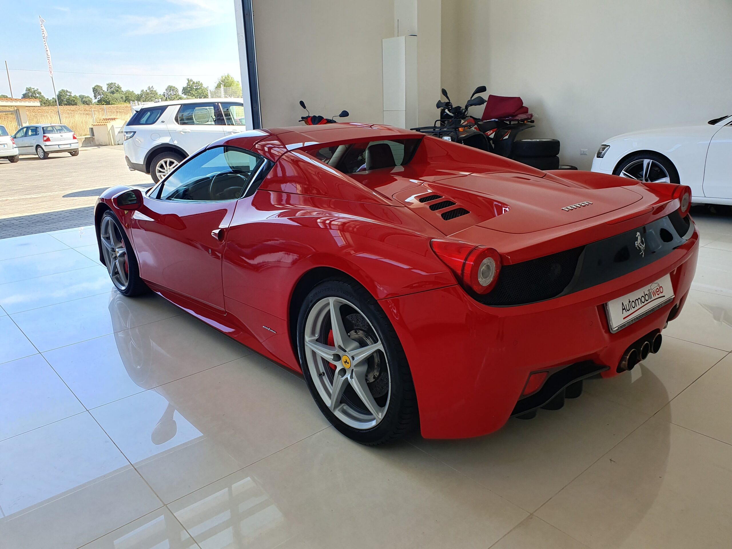 FERRARI 458 SPIDER