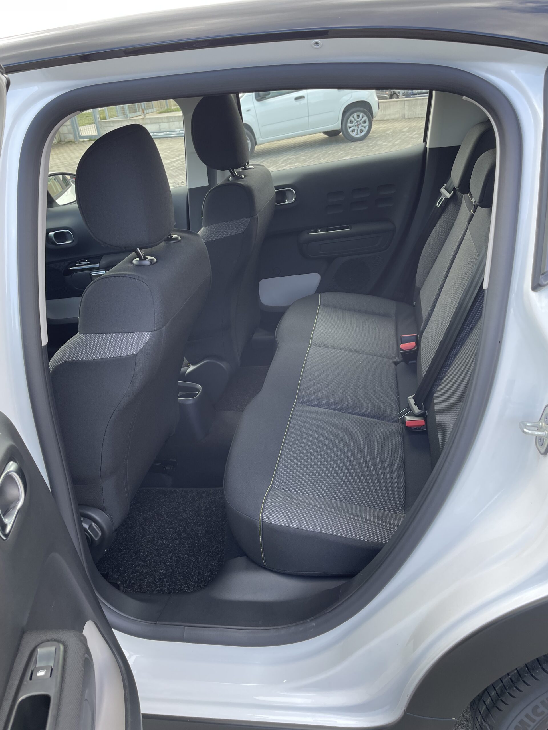 CITROEN C3 :NOLEGGIO GIORNALIERO,MEDIO,LUNGO TERMINE