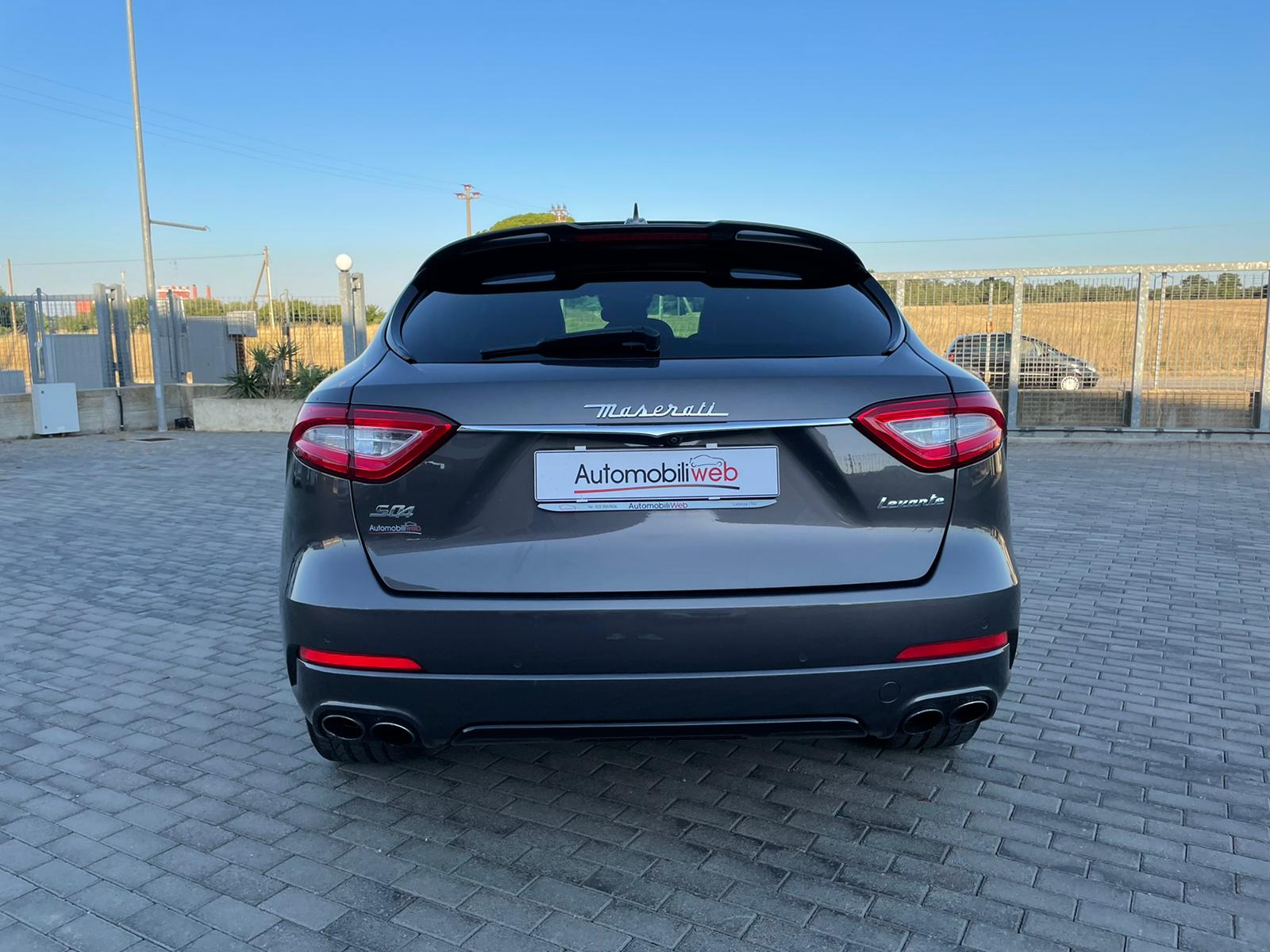 MASERATI LEVANT GRAN LUSSO SQ4