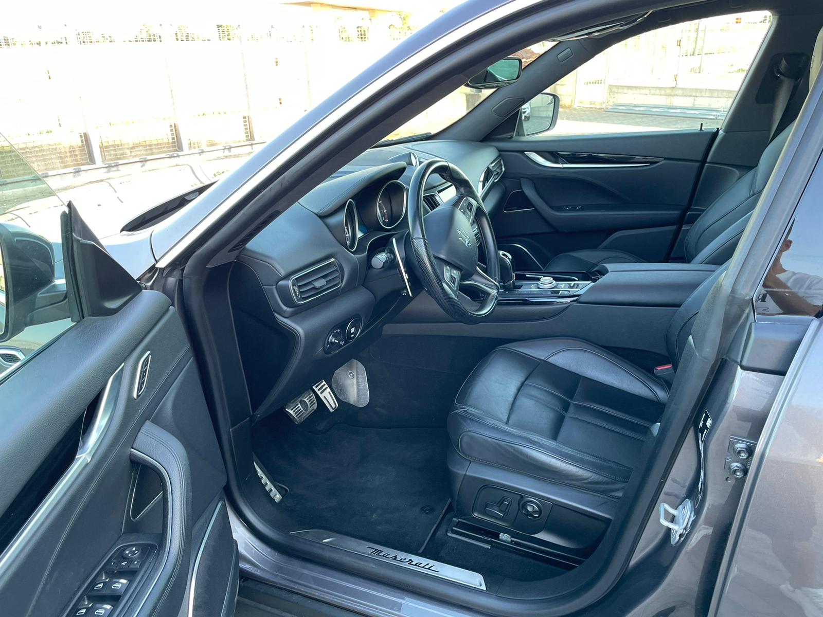 MASERATI LEVANT GRAN LUSSO SQ4