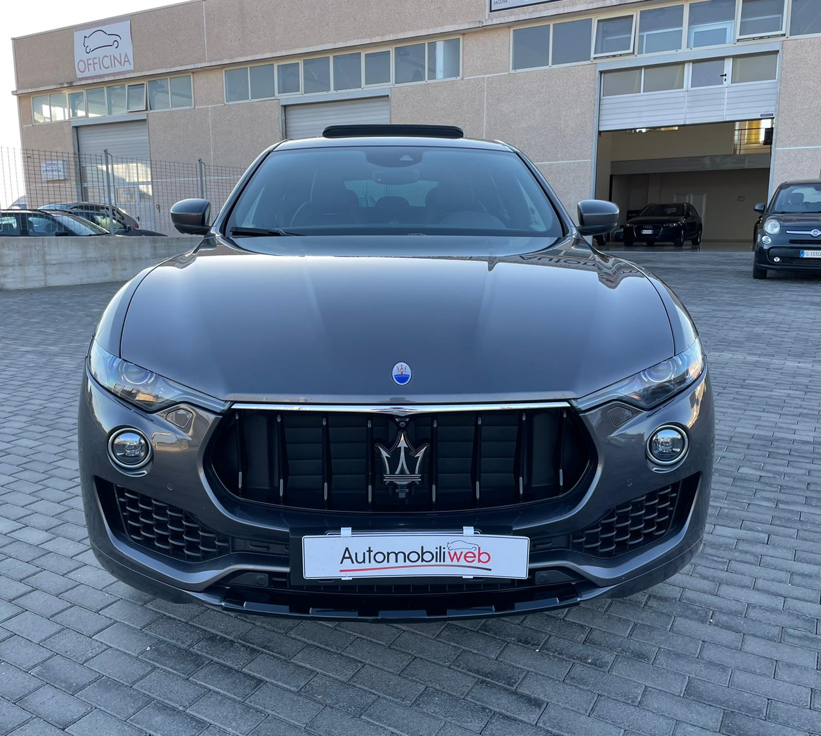 MASERATI LEVANT GRAN LUSSO SQ4