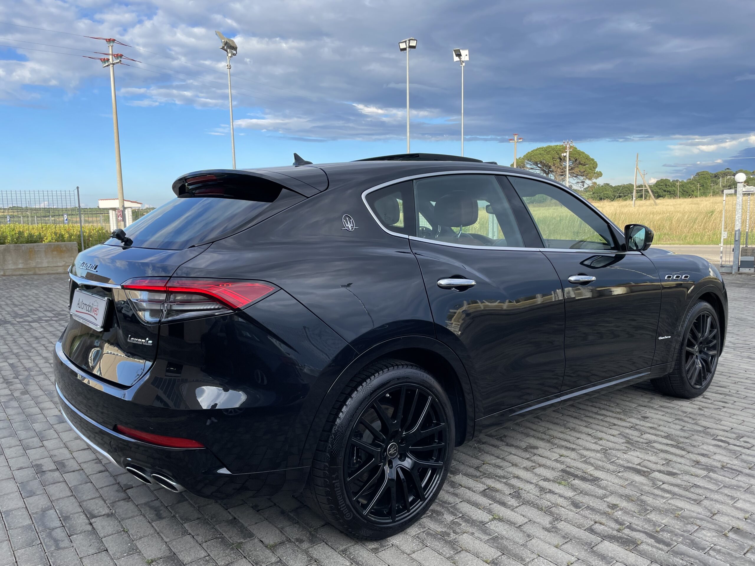 MASERATI LEVANTE SQ4 GRANLUSSO