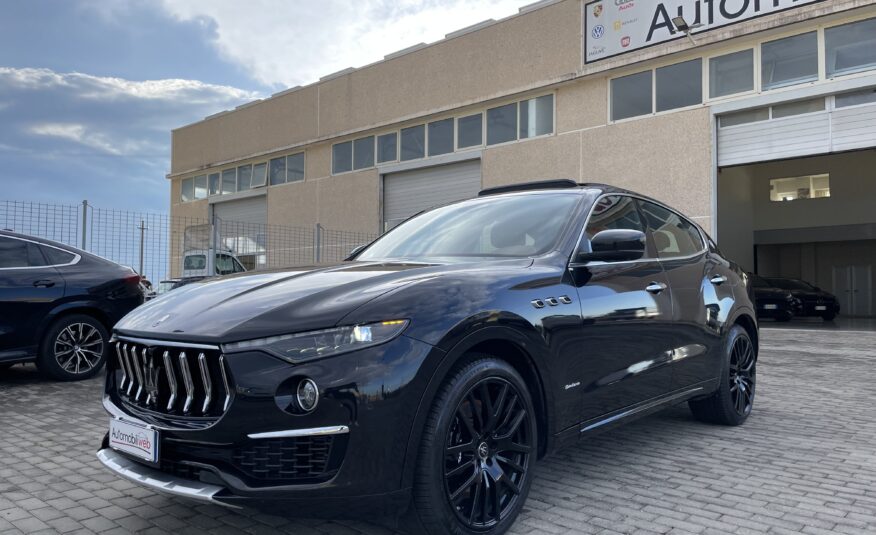 MASERATI LEVANTE SQ4 GRANLUSSO
