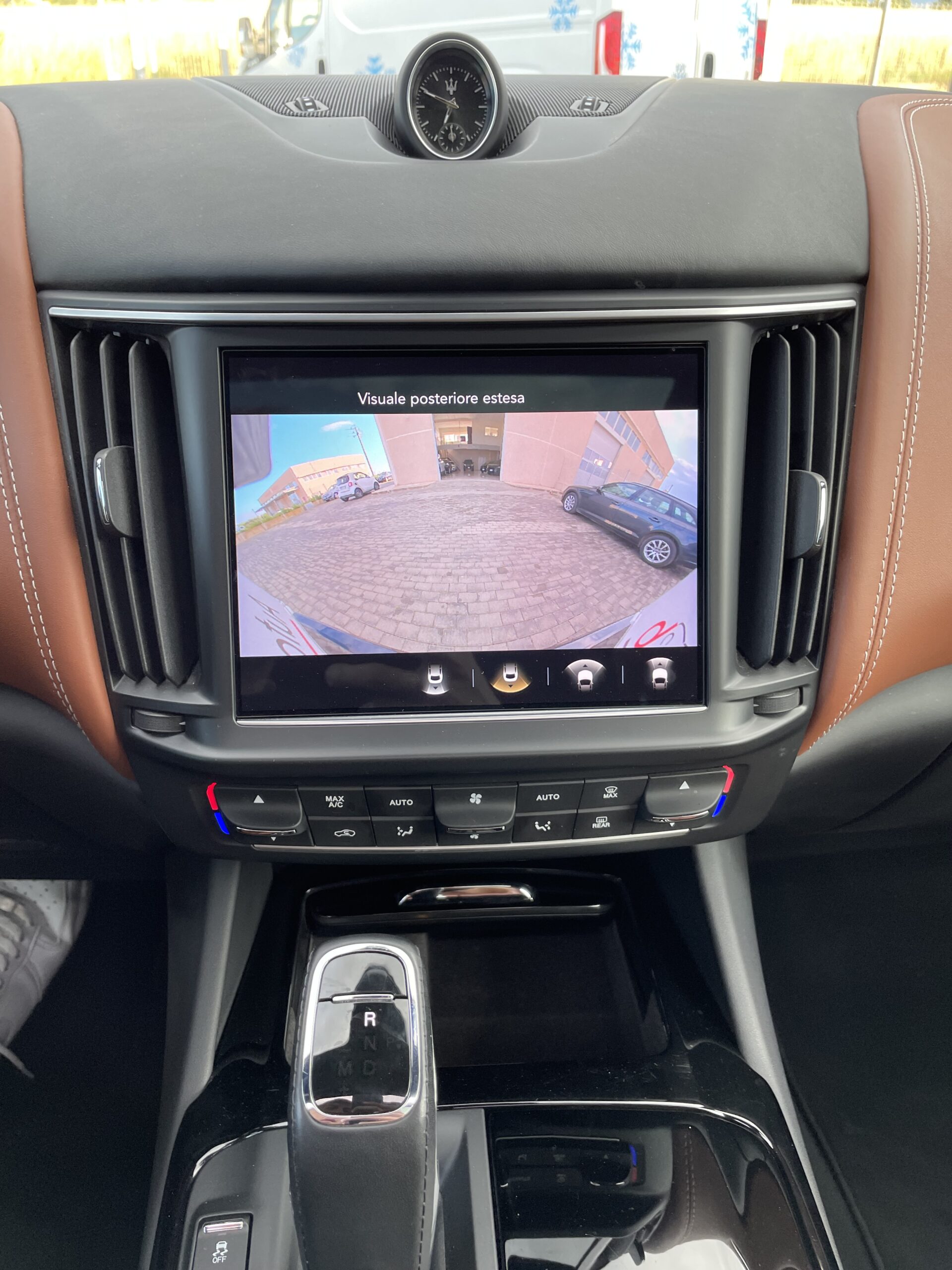 MASERATI LEVANTE SQ4 GRANLUSSO