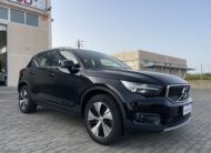 VOLVO XC40 MOMENTUM T4 GEATRON.