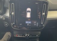 VOLVO XC40 MOMENTUM T4 GEATRON.