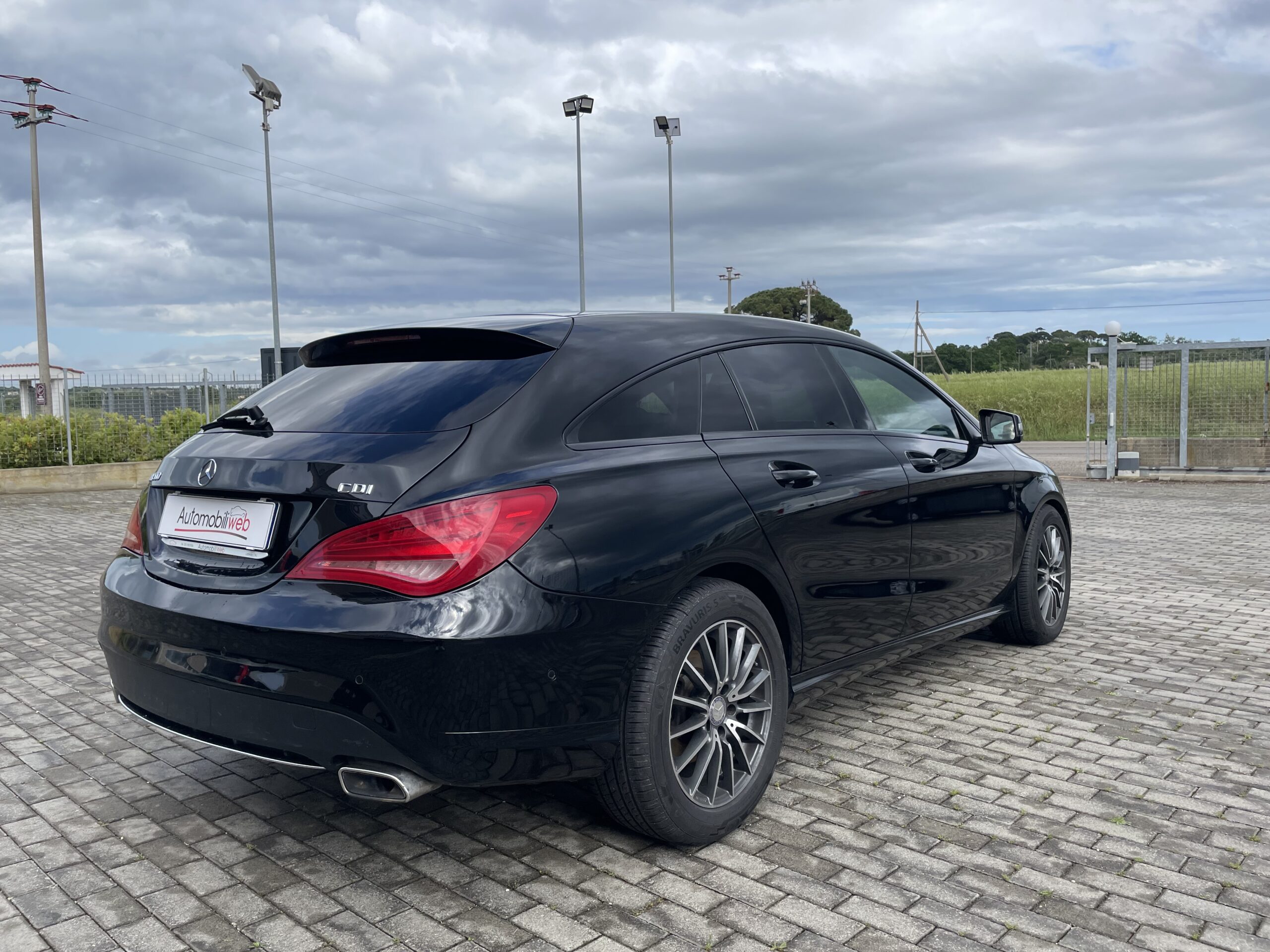 MERCEDES-BENZ CLA 200 SPORT