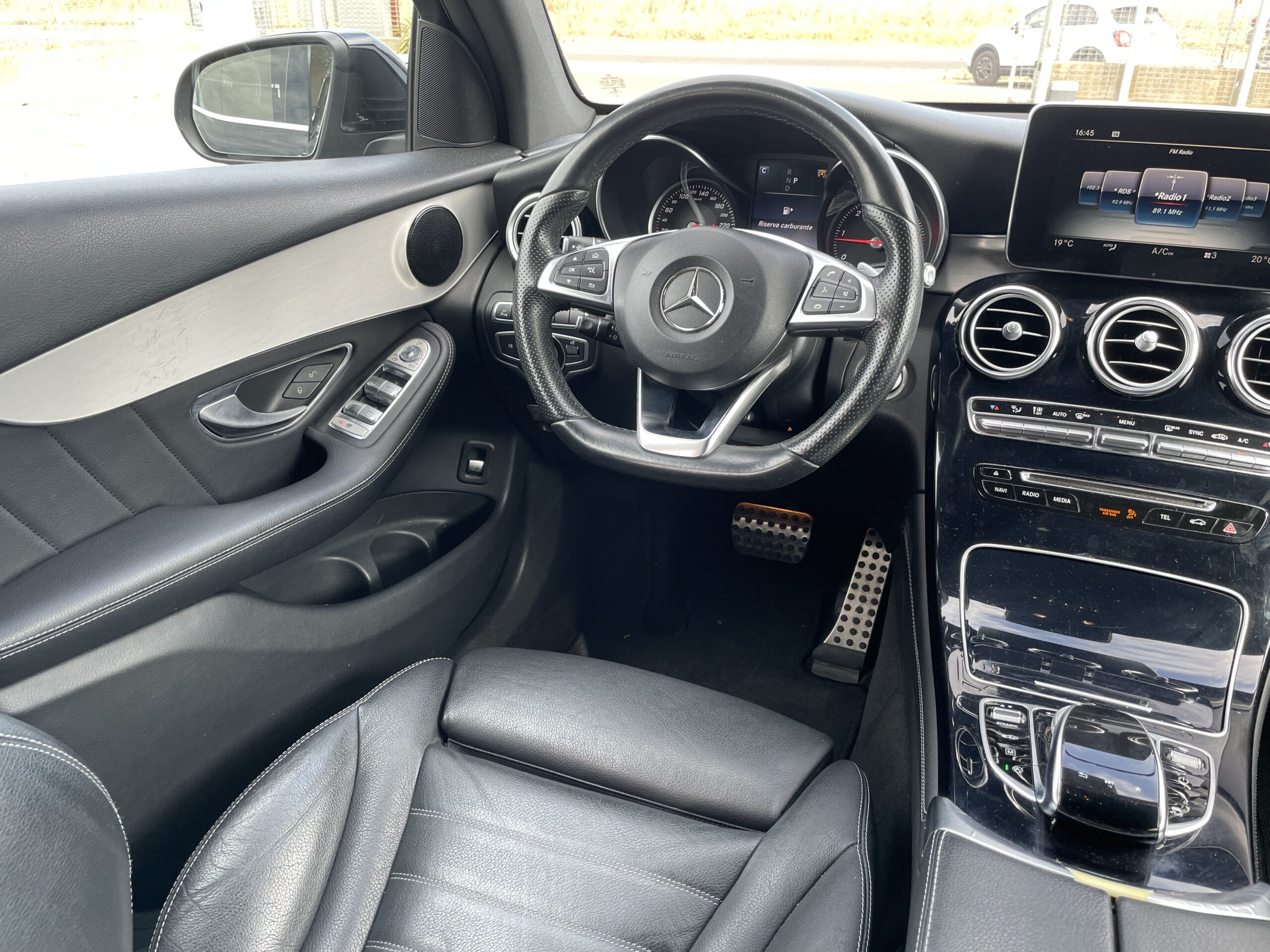 MERCEDES-BENZ GLC 250d 4 MATIC COUPE’ PREMIUM AMG