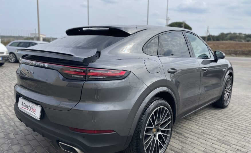 PORSCHE CAYENNE COUPE’ E-HYBRID