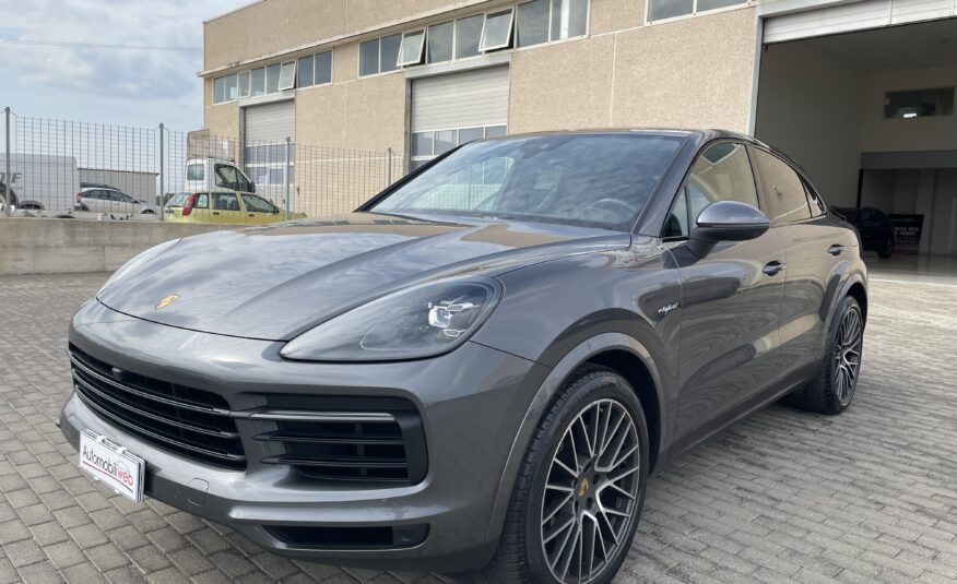 PORSCHE CAYENNE COUPE’ E-HYBRID