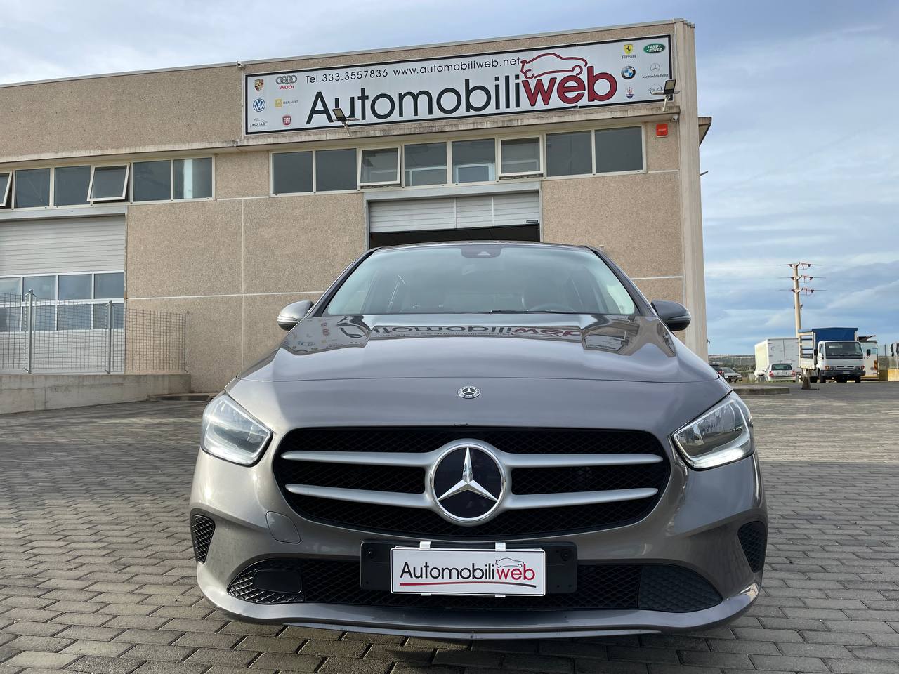 MERCEDES-BENZ B180 EXECUTIVE AUTOMATIC