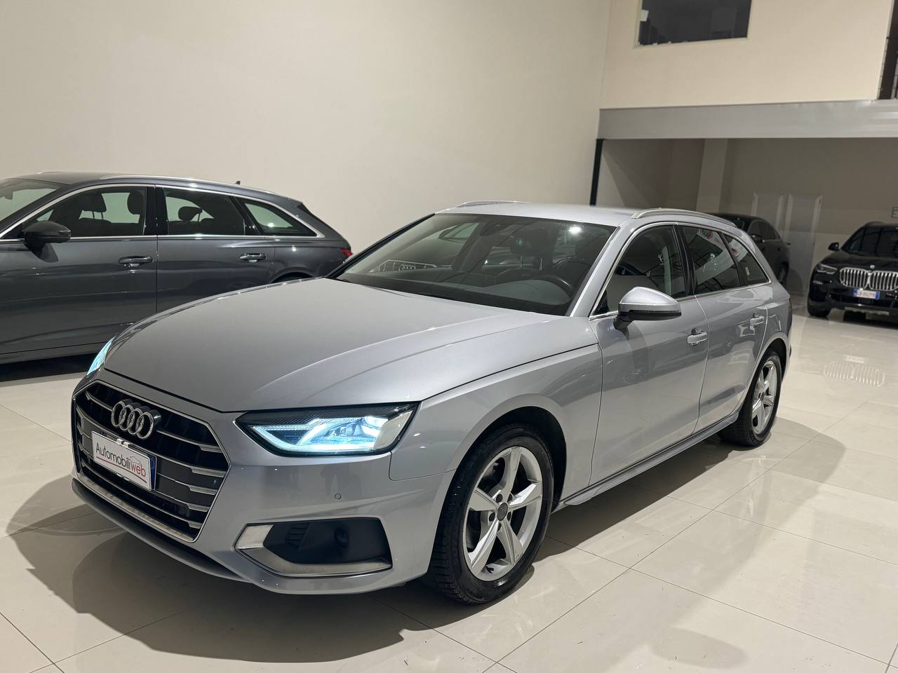 AUDI A4 35 TFSI BUSINESS ADVANCED