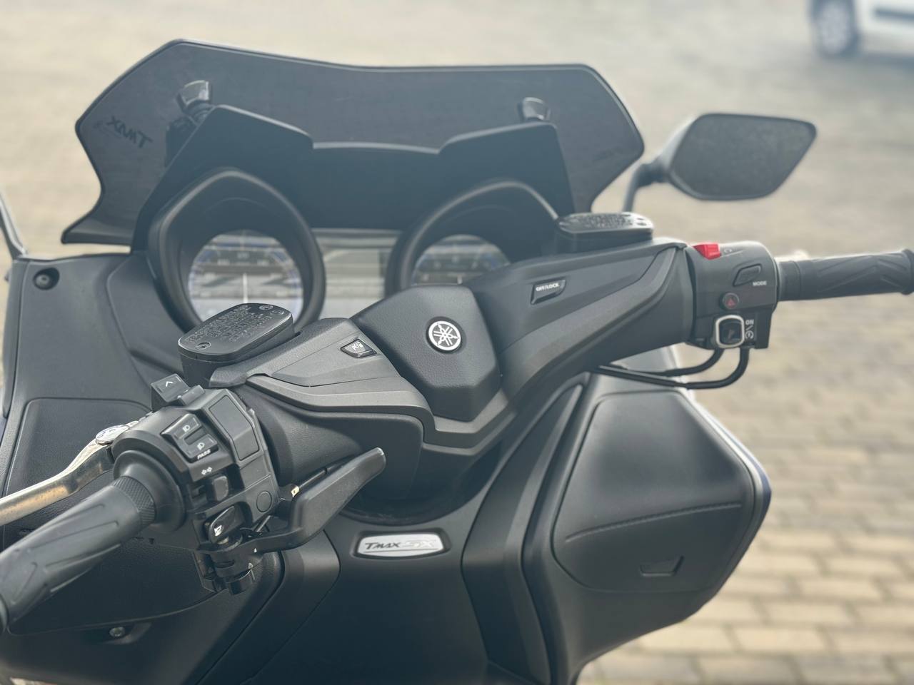 YAMAHA T-MAX 530 SX