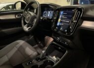 VOLVO XC40 T5 PLUG-IN R-DESIGN RECHARGE