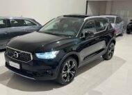 VOLVO XC40 T5 PLUG-IN R-DESIGN RECHARGE