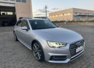 Audi A4 S-line quattro