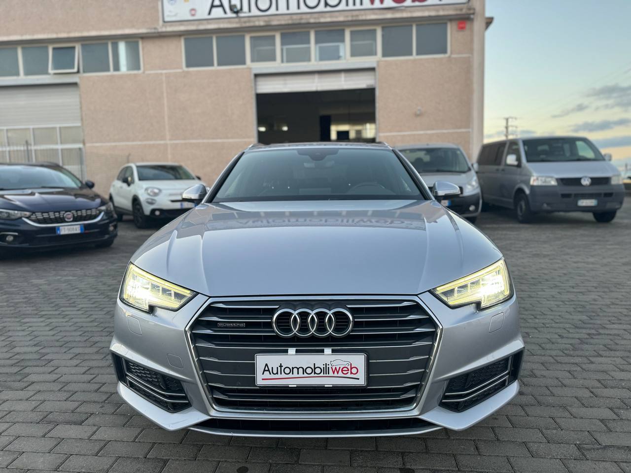 Audi A4 S-line quattro