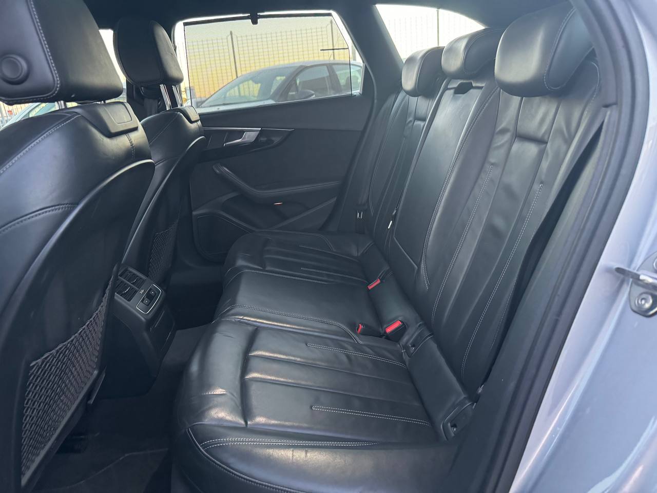 Audi A4 S-line quattro