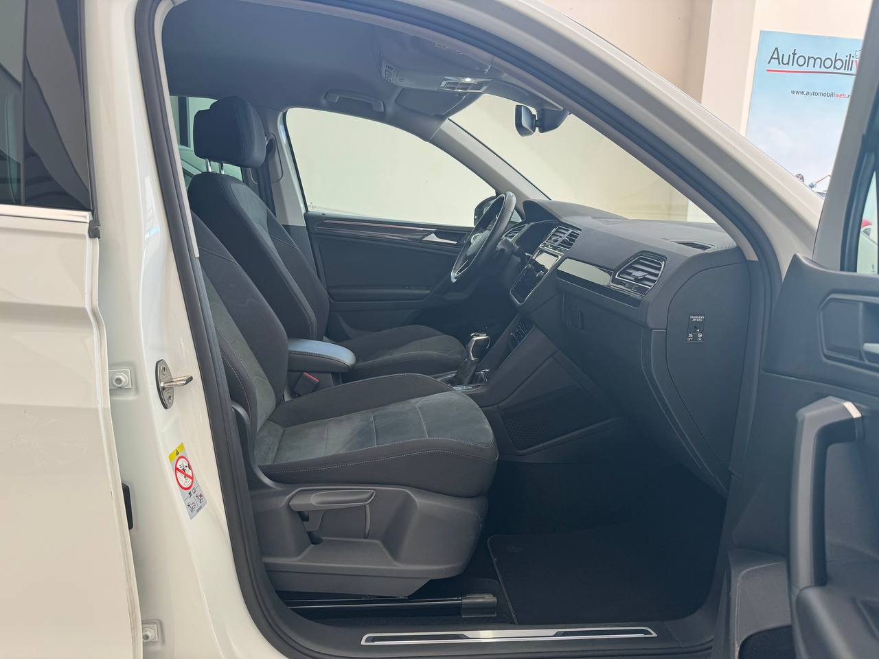 VOLKSWAGEN TIGUAN ELEGANCE DSG VIRTUAL/RETROC.