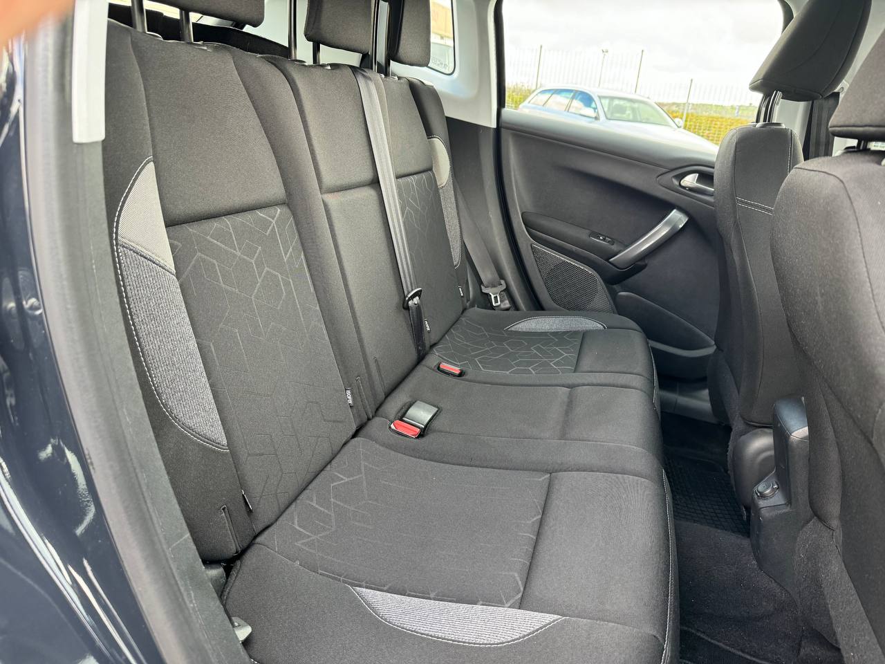 PEUGEOT 2008 BLUEHDI 100CV ACTIVE