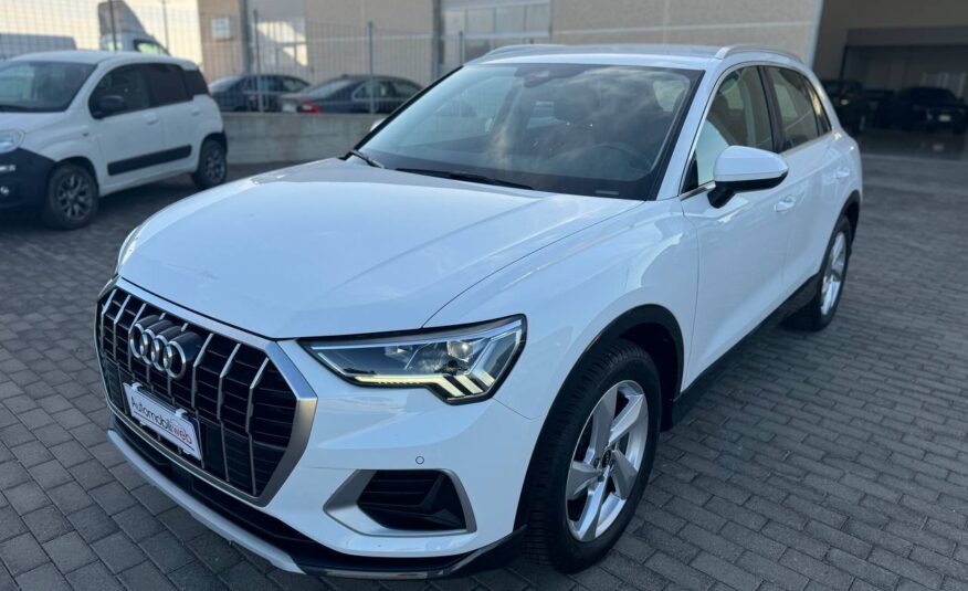 AUDI Q3 35 TFSI MHEV S-TRONIC BUSINESS ADVANCED
