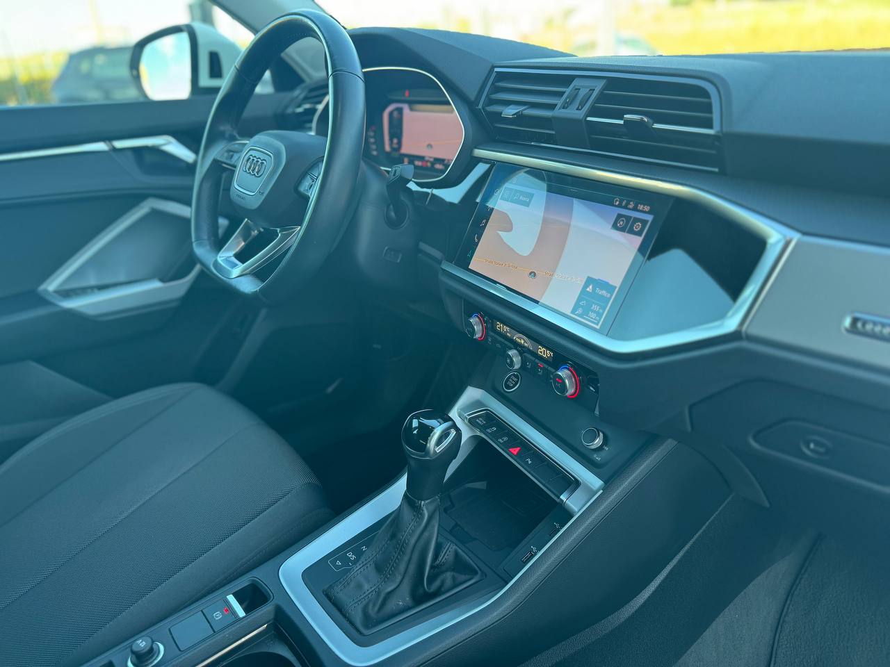 AUDI Q3 35 TFSI MHEV S-TRONIC BUSINESS ADVANCED