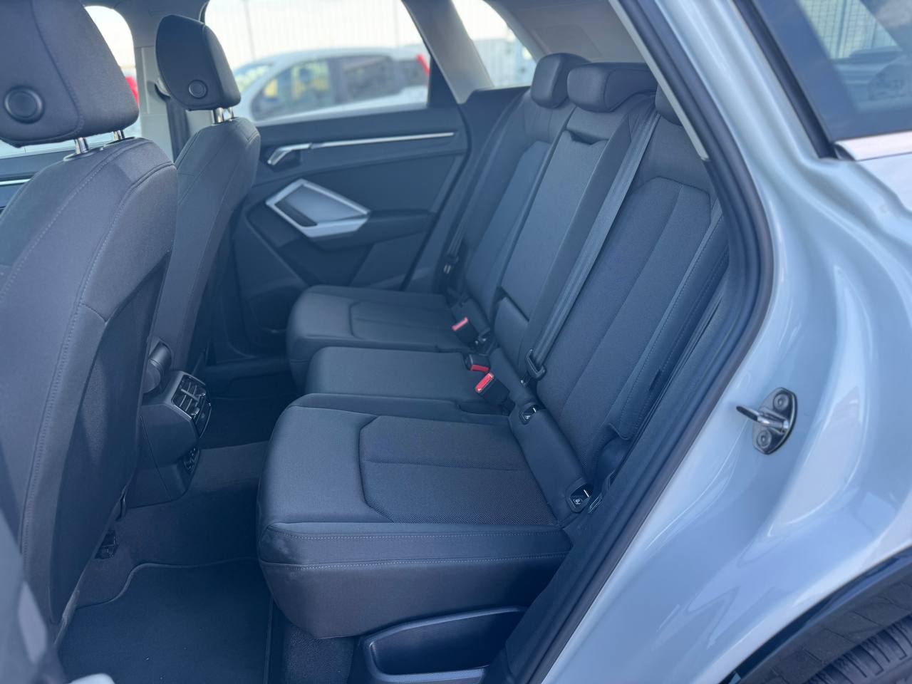 AUDI Q3 35 TFSI MHEV S-TRONIC BUSINESS ADVANCED