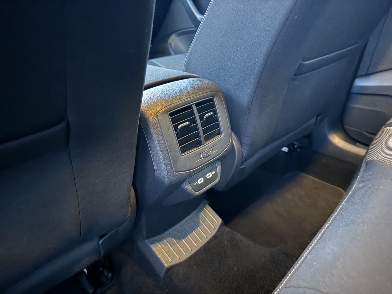 VOLKSWAGEN T-ROC 2.0TDI