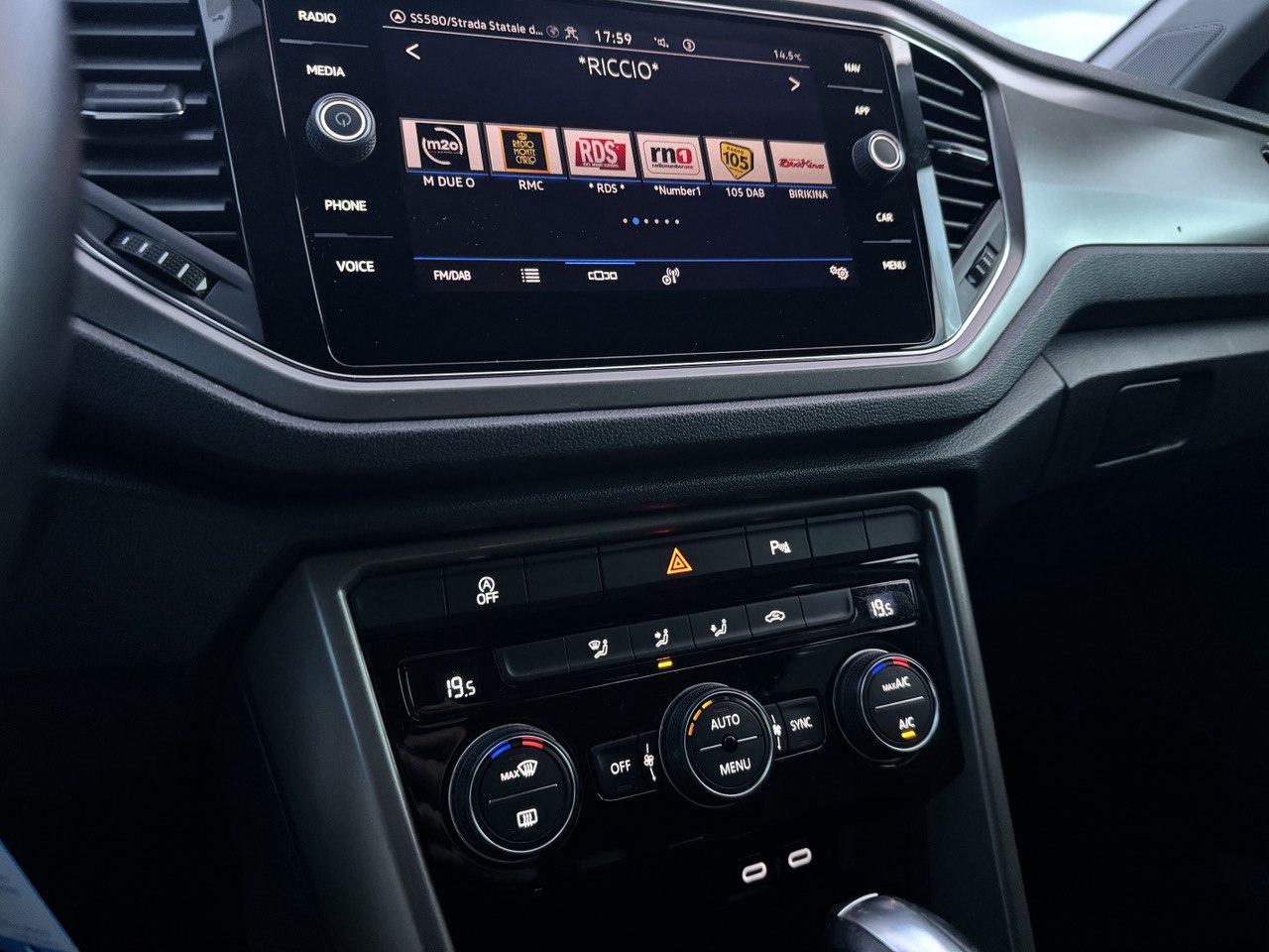 VOLKSWAGEN T-ROC 2.0TDI