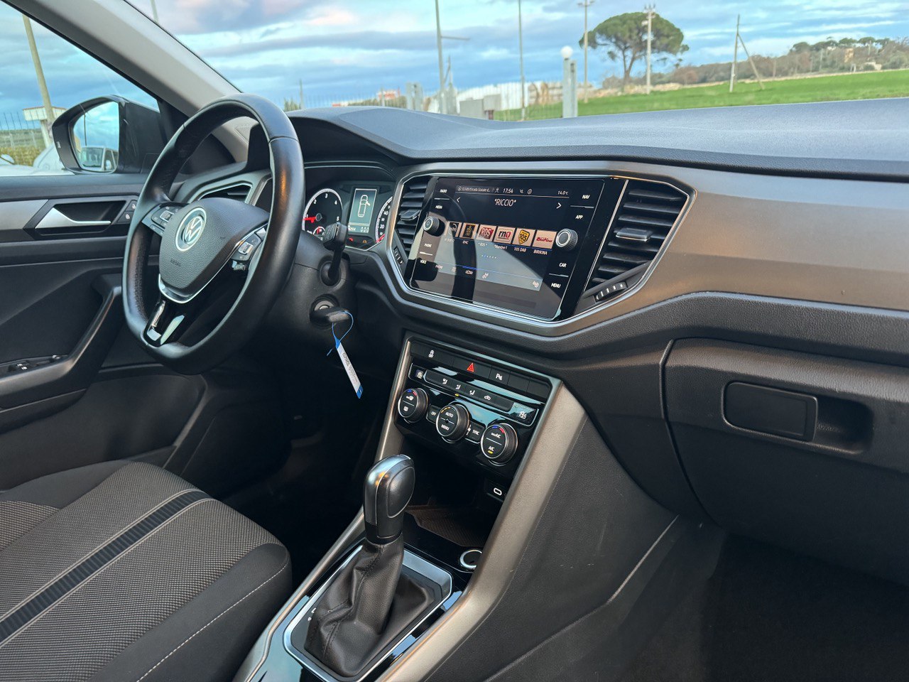 VOLKSWAGEN T-ROC 2.0TDI