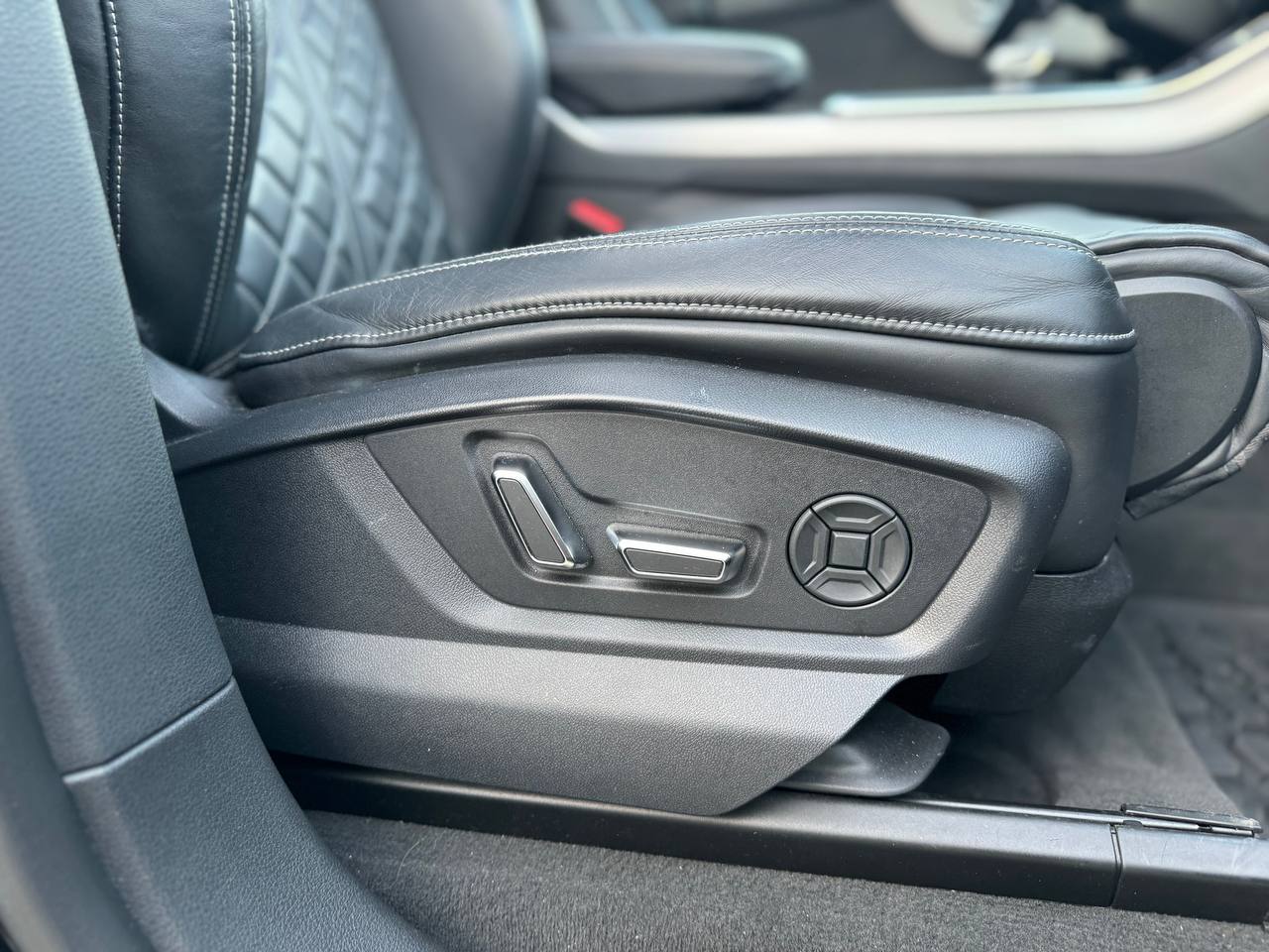 AUDI Q8 50 S-LINE PLUS QUATTRO