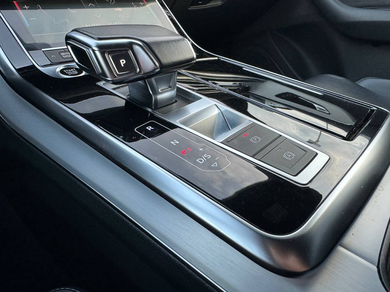 AUDI Q8 50 S-LINE PLUS QUATTRO