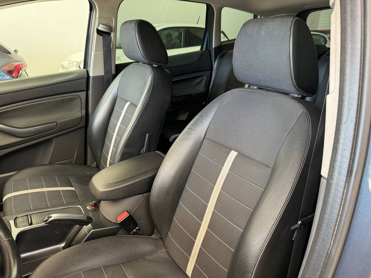 FORD KUGA 2.0 TDCI 4WD TITANIUM