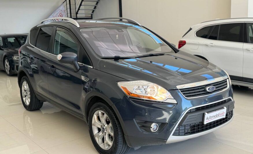 FORD KUGA 2.0 TDCI 4WD TITANIUM