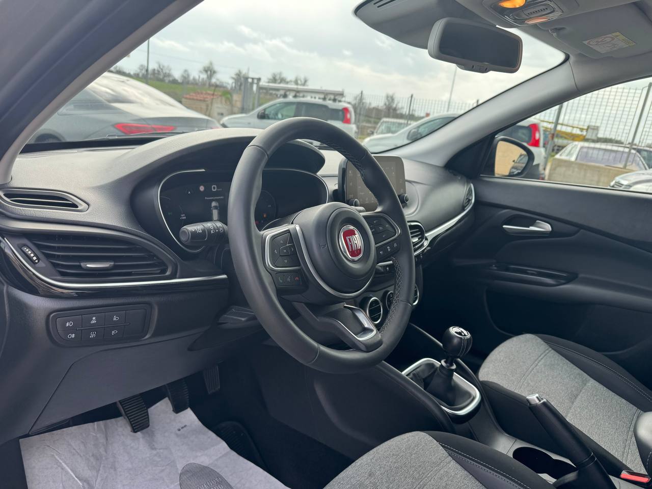 FIAT TIPO CROSS 1.6 MJET