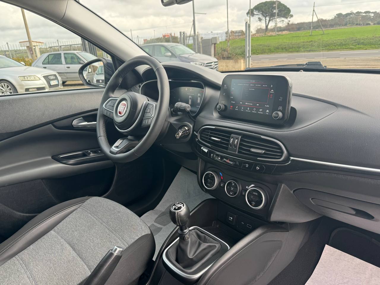 FIAT TIPO CROSS 1.6 MJET