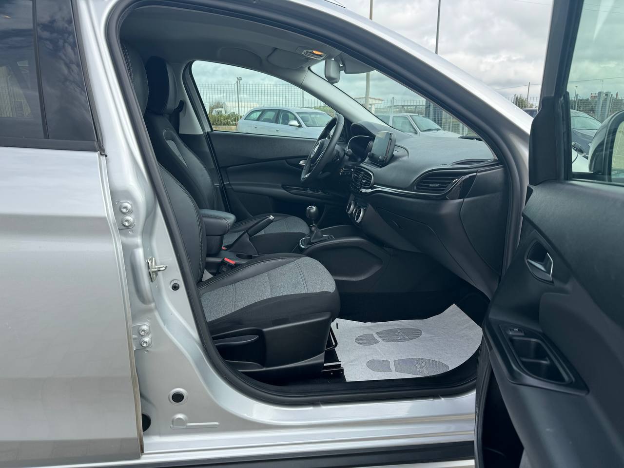 FIAT TIPO CROSS 1.6 MJET