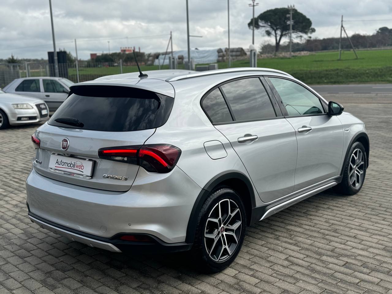 FIAT TIPO CROSS 1.6 MJET