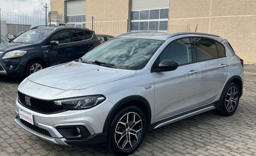 FIAT TIPO CROSS 1.6 MJET