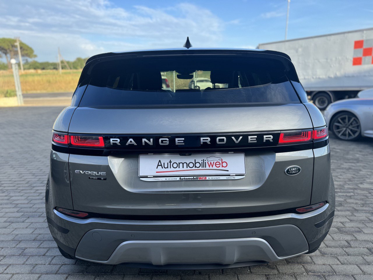 LAND ROVER RANGE ROVER EVOQUE