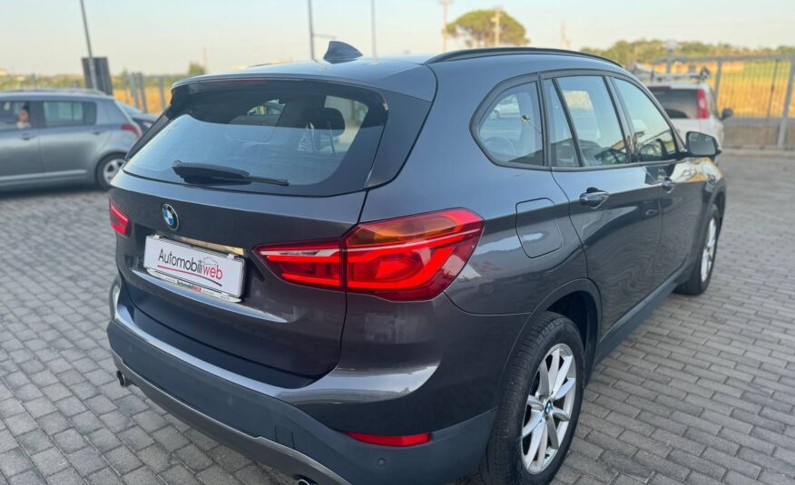 BMW X1 18D XDRIVE